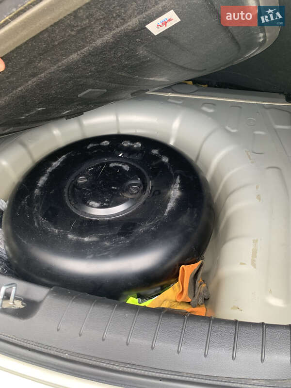 Седан Hyundai Elantra 2018 в Винниках