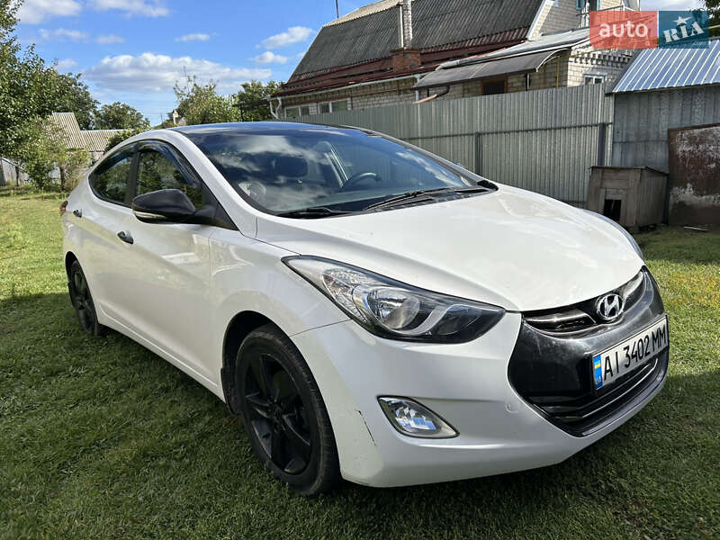 Hyundai Elantra 2013 Hyundai Elantra 2013