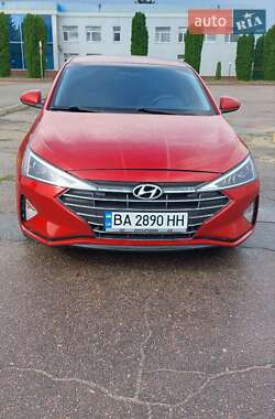 Седан Hyundai Elantra 2019 в Кропивницькому