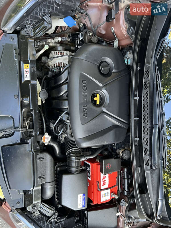 Седан Hyundai Elantra 2013 в Виннице