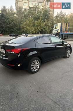 Седан Hyundai Elantra 2014 в 