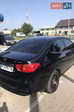 Седан Hyundai Elantra 2010 в 