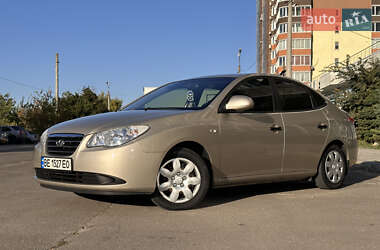 Седан Hyundai Elantra 2008 в Николаеве