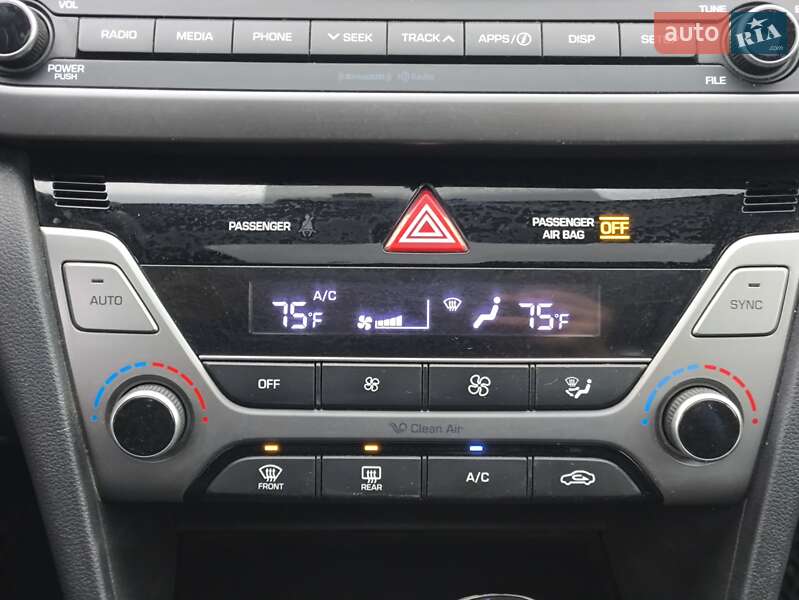 Седан Hyundai Elantra 2018 в Броварах