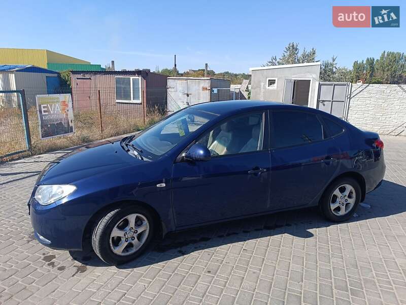 Седан Hyundai Elantra 2007 в Николаеве