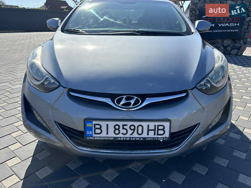 Седан Hyundai Elantra 2014 в Полтаве