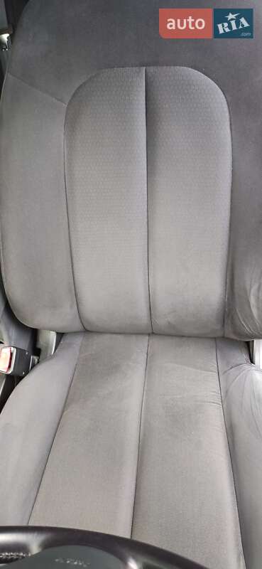 Седан Hyundai Elantra 2007 в Києві фото 40 Седан Hyundai Elantra 2007 в Києві