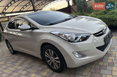 Седан Hyundai Elantra 2012 в 