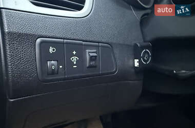 Седан Hyundai Elantra 2012 в 