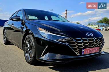 Седан Hyundai Elantra 2021 в 
