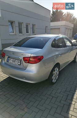 Седан Hyundai Elantra 2010 в 