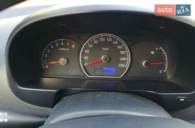 Седан Hyundai Elantra 2010 в 