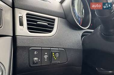 Седан Hyundai Elantra 2012 в 