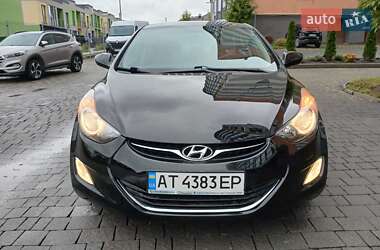 Седан Hyundai Elantra 2012 в 