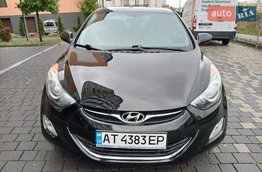Седан Hyundai Elantra 2012 в 