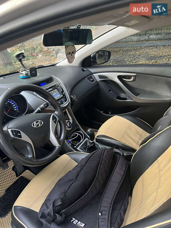 Седан Hyundai Elantra 2012 в Киеве фото 15 Седан Hyundai Elantra 2012 в Киеве