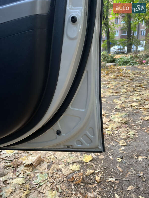 Седан Hyundai Elantra 2012 в Киеве фото 29 Седан Hyundai Elantra 2012 в Киеве