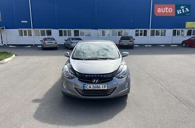 Седан Hyundai Elantra 2013 в 