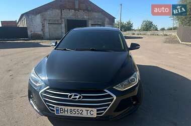 Седан Hyundai Elantra 2018 в 