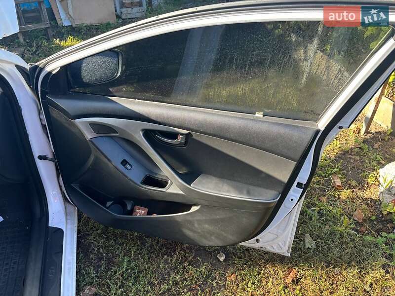 Седан Hyundai Elantra 2013 в Белой Церкви