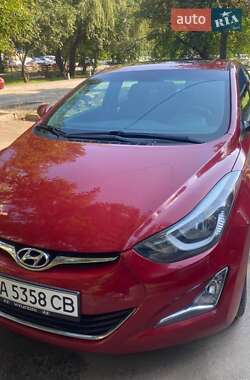 Седан Hyundai Elantra 2015 в Києві