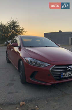 Седан Hyundai Elantra 2017 в Николаеве