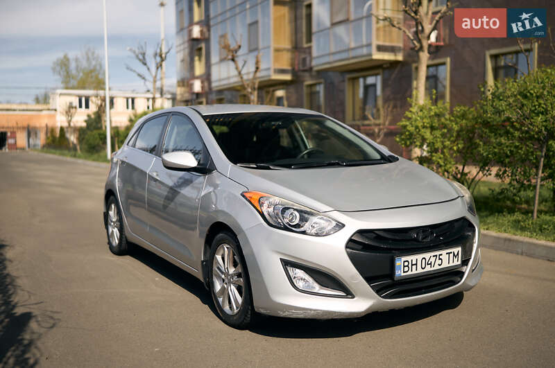 Хэтчбек Hyundai Elantra 2014 в Одессе фото 19 Хэтчбек Hyundai Elantra 2014 в Одессе
