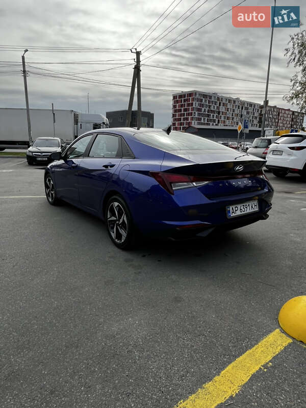 Седан Hyundai Elantra 2023 в Киеве