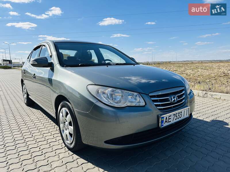 Hyundai Elantra 2010 Hyundai Elantra 2010