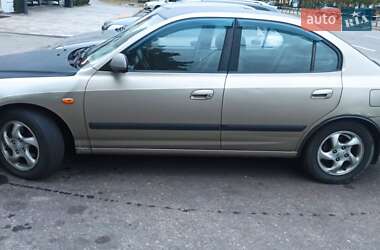 Седан Hyundai Elantra 2005 в Горишних Плавнях