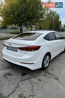 Седан Hyundai Elantra 2018 в 