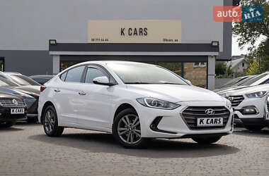 Седан Hyundai Elantra 2018 в Одессе