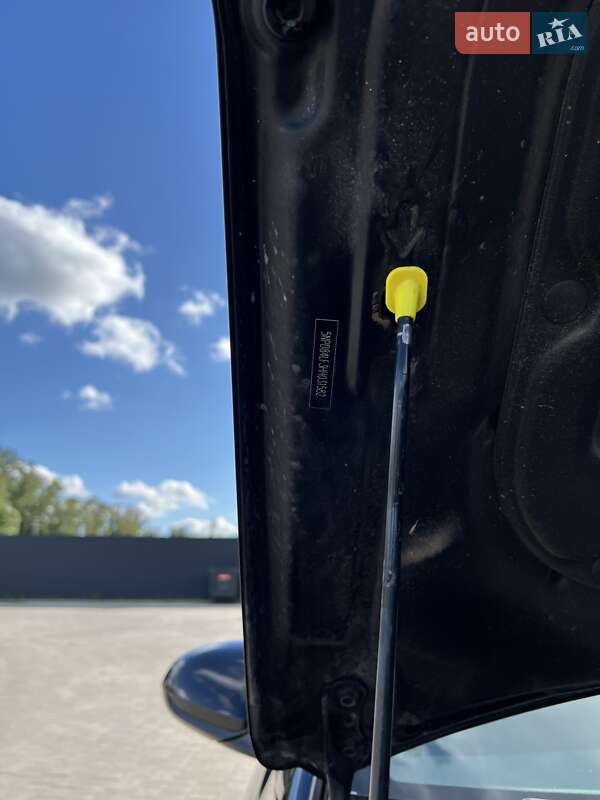 Седан Hyundai Elantra 2016 в Тернополе