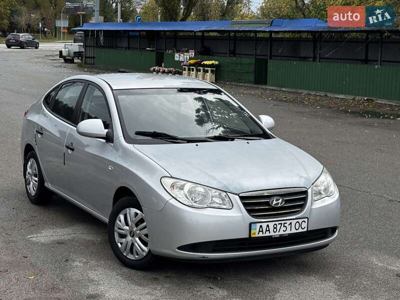 Hyundai Elantra 2008