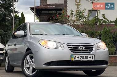 Седан Hyundai Elantra 2011 в 