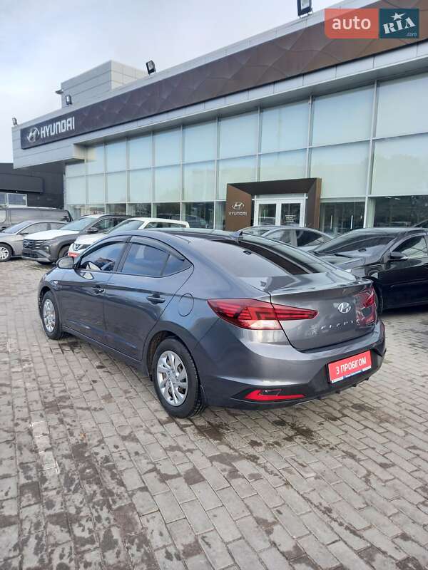 Седан Hyundai Elantra 2019 в Полтаві
