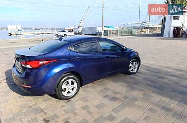 Седан Hyundai Elantra 2013 в 