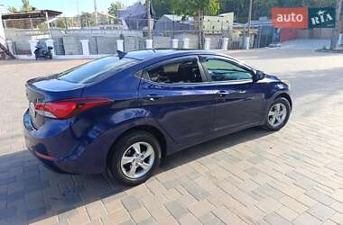 Седан Hyundai Elantra 2013 в 