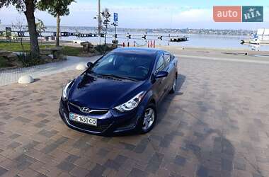 Седан Hyundai Elantra 2013 в 