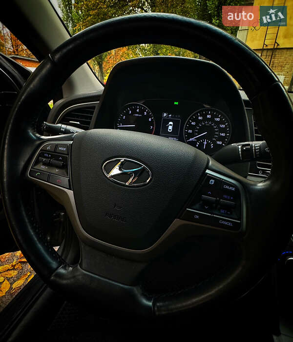 Седан Hyundai Elantra 2018 в Києві фото 20 Седан Hyundai Elantra 2018 в Києві