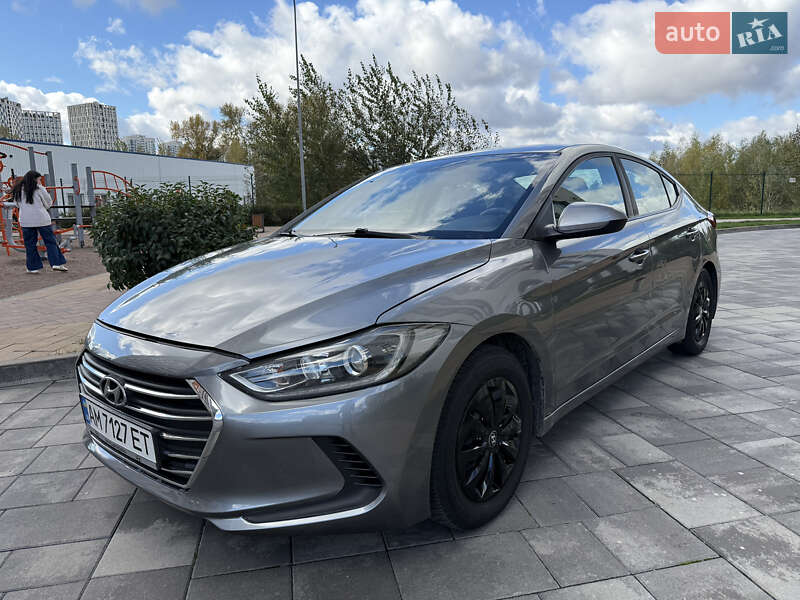 Седан Hyundai Elantra 2018 в Києві фото 3 Седан Hyundai Elantra 2018 в Києві
