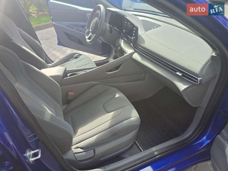 Седан Hyundai Elantra 2023 в Киеве
