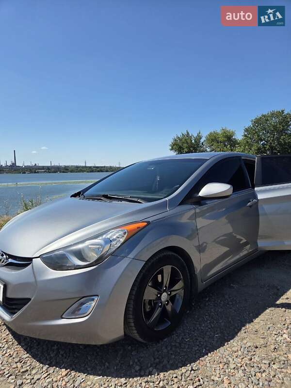 Седан Hyundai Elantra 2013 в Днепре фото 6 Седан Hyundai Elantra 2013 в Днепре