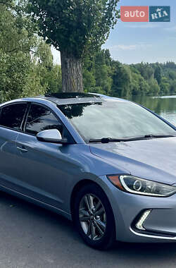 Седан Hyundai Elantra 2017 в 