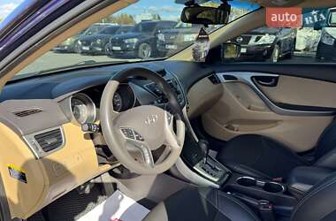 Седан Hyundai Elantra 2013 в 