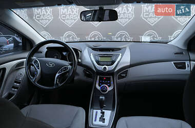 Седан Hyundai Elantra 2011 в 