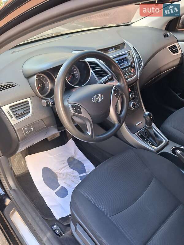 Седан Hyundai Elantra 2014 в Одессе