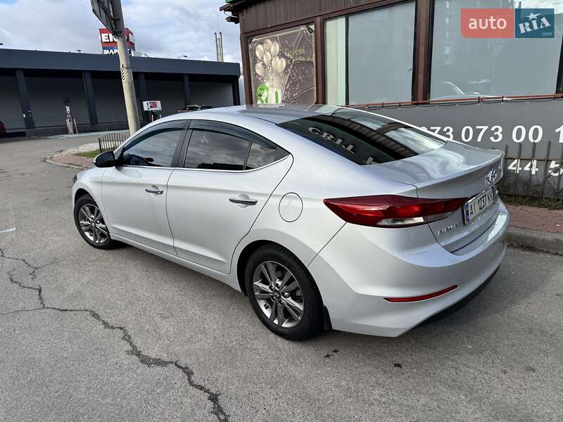 Седан Hyundai Elantra 2018 в Києві фото 3 Седан Hyundai Elantra 2018 в Києві