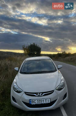 Седан Hyundai Elantra 2012 в 