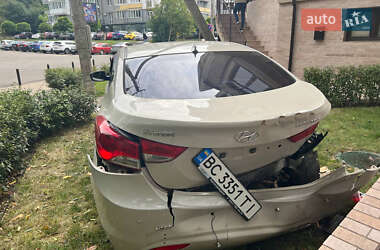 Седан Hyundai Elantra 2012 в 